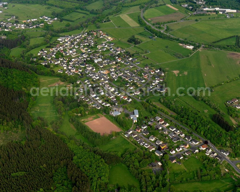 Aerial photograph Streithausen - Village core in Streithausen in the state Rhineland-Palatinate