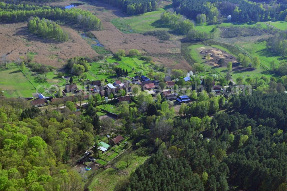 Temmen-Ringenwalde, Poratz from the bird's eye view: Village core in Temmen-Ringenwalde, Poratz in the state Brandenburg