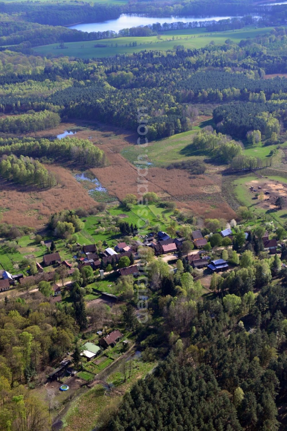 Aerial image Temmen-Ringenwalde, Poratz - Village core in Temmen-Ringenwalde, Poratz in the state Brandenburg