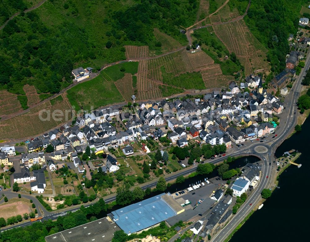 Aerial photograph Alf - Village core of in Alf in the state Rhineland-Palatinate