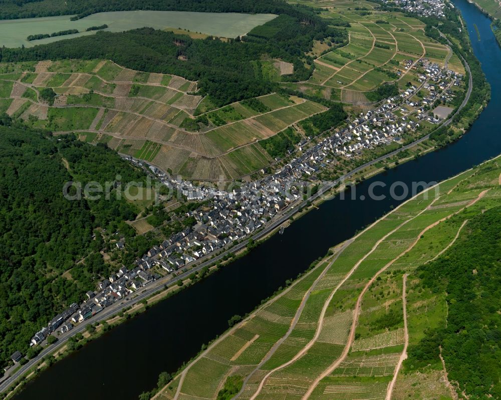 Aerial photograph Briedel - Village core of in Briedel in the state Rhineland-Palatinate