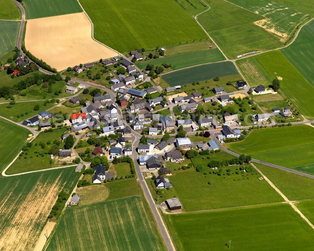 Wahlbach from the bird's eye view: Village core in Wahlbach in the state Rhineland-Palatinate