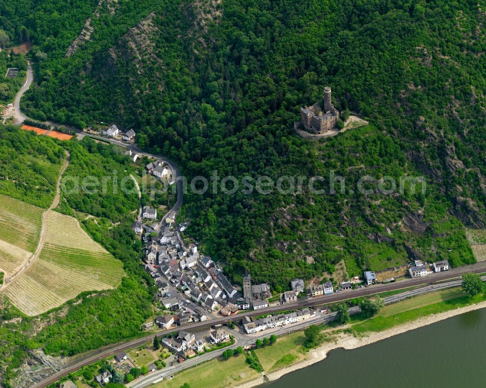 Wellmich, Sankt Goarshausen from above - Village core in Wellmich, Sankt Goarshausen in the state Rhineland-Palatinate