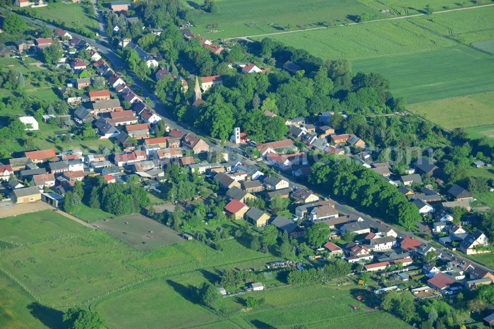 Zehlendorf, Oranienburg from the bird's eye view: Village core in Zehlendorf, Oranienburg in the state Brandenburg