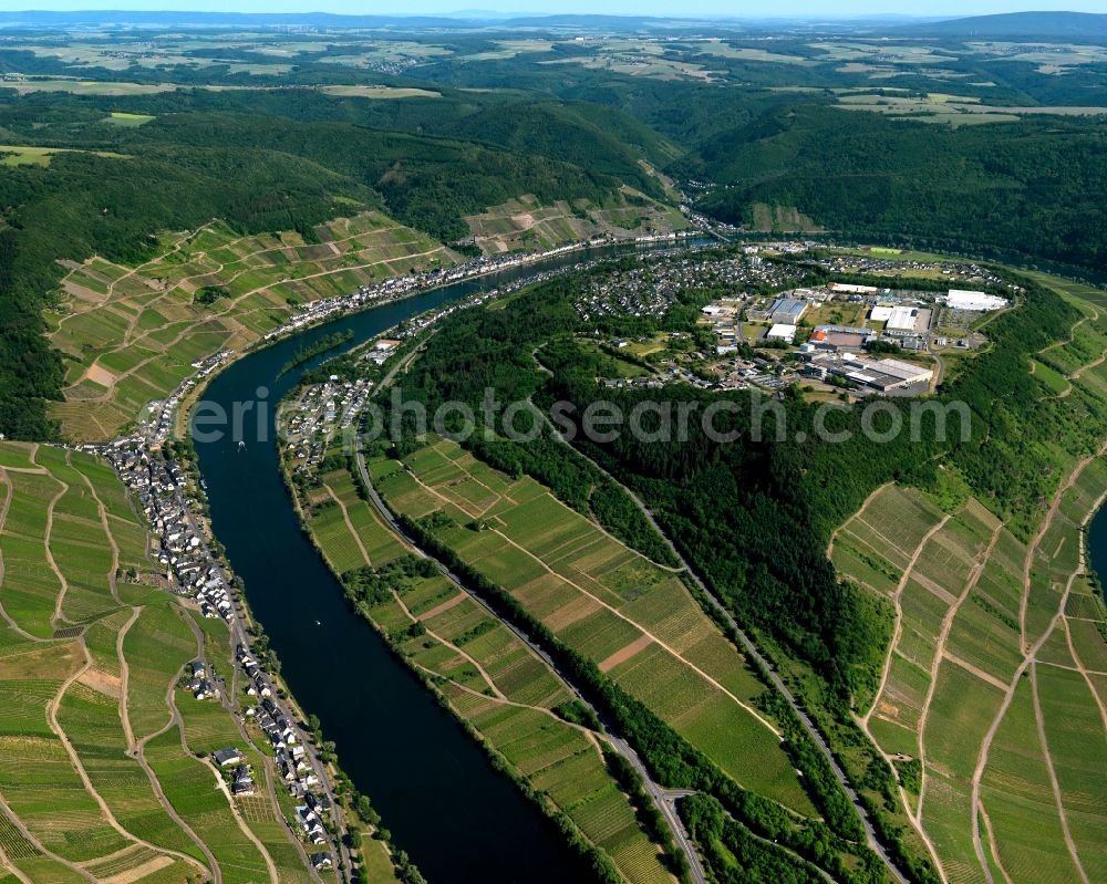 Aerial photograph Zell (Mosel), Merl - Village core of in Zell (Mosel), Merl in the state Rhineland-Palatinate