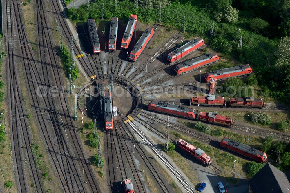 Aerial image Bremen - Turntable at the depot of the railway depot at the marshalling yard on the street Maehlandsweg on street Maehlandsweg in the district Ohlenhof in Bremen, Germany