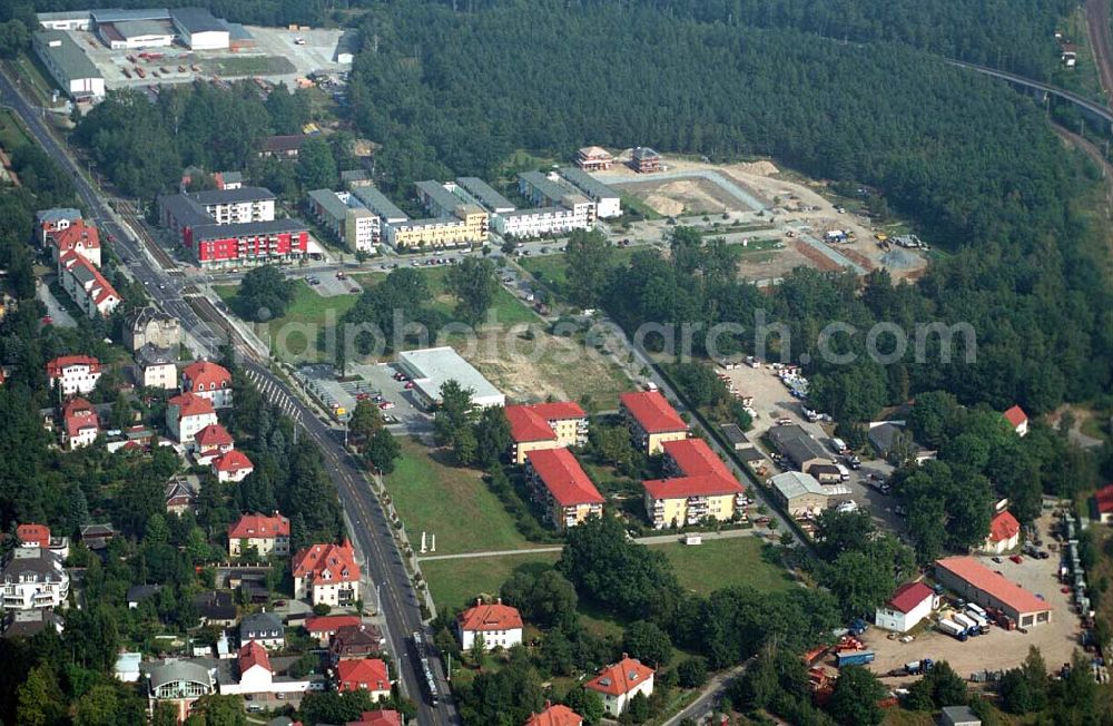 Aerial image Dresden ( Sachsen ) - 11.09.2005: Dresden Erweiterungsbaustelle am Wohnpark der HVB Immobilien AG an der Königsbrücker Landstraße östlich des Flughafens Dresden-Klotsche.