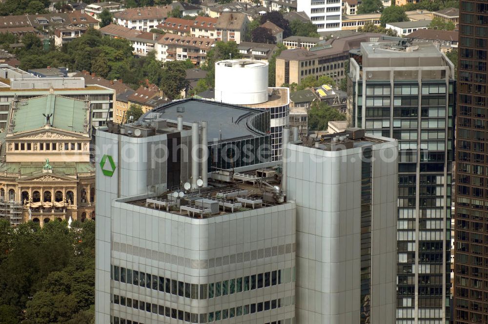 Frankfurt am Main from the bird's eye view: Blick auf das Dresdner-Bank-Hochhaus (auch Silberturm, Silberling, Silver Tower oder Jürgen-Ponto-Hochhaus genannt) im Bahnhofsviertel von Frankfurt am Main, er ist einer der bekanntesten Wolkenkratzer der Mainmetropole. Von 1978 bis 1990 war der 166 Meter hohe Turm das höchste Gebäude Deutschlands. Nach der Übernahme der Dresdner Bank durch die Commerzbank plante die neue Eigentümerin den Turm zu veräußern, da der Platz nicht mehr gebraucht wird.[1] Da ein Verkauf des Gebäudes, das ca. 200 Millionen Euro wert ist, aufgrund der Finanzkrise nicht möglich erschien, wurde das komplette Hochhaus ab Sommer 2009 langfristig an die Deutsche Bahn vermietet.