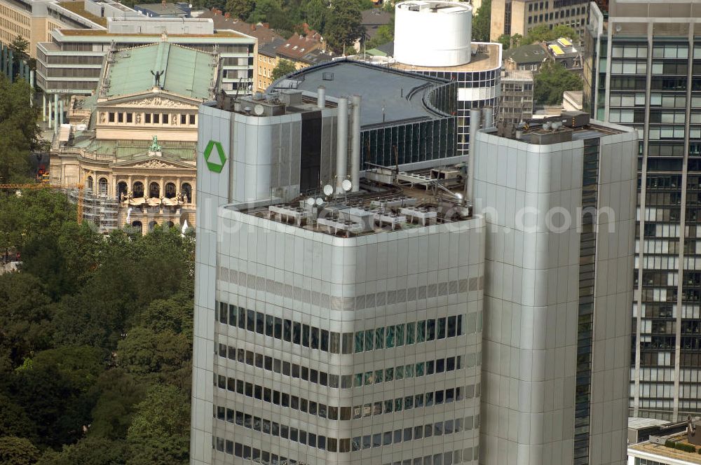 Aerial photograph Frankfurt am Main - Blick auf das Dresdner-Bank-Hochhaus (auch Silberturm, Silberling, Silver Tower oder Jürgen-Ponto-Hochhaus genannt) im Bahnhofsviertel von Frankfurt am Main, er ist einer der bekanntesten Wolkenkratzer der Mainmetropole. Von 1978 bis 1990 war der 166 Meter hohe Turm das höchste Gebäude Deutschlands. Nach der Übernahme der Dresdner Bank durch die Commerzbank plante die neue Eigentümerin den Turm zu veräußern, da der Platz nicht mehr gebraucht wird.[1] Da ein Verkauf des Gebäudes, das ca. 200 Millionen Euro wert ist, aufgrund der Finanzkrise nicht möglich erschien, wurde das komplette Hochhaus ab Sommer 2009 langfristig an die Deutsche Bahn vermietet.