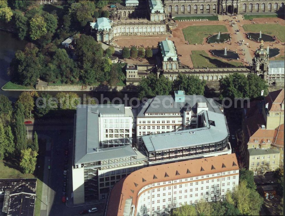 Dresden from the bird's eye view: Dresdner Bank - Neubau am Zwinger in der Dresdner Altstadt