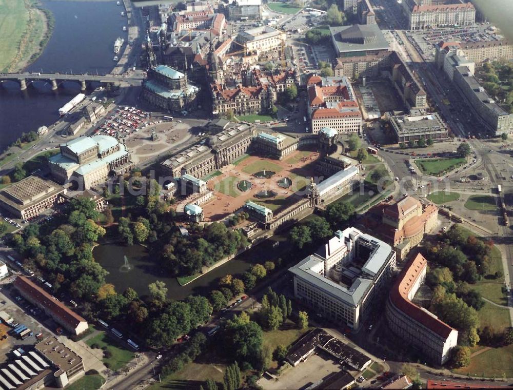 Aerial image Dresden - Dresdner Bank - Neubau am Zwinger in der Dresdner Altstadt