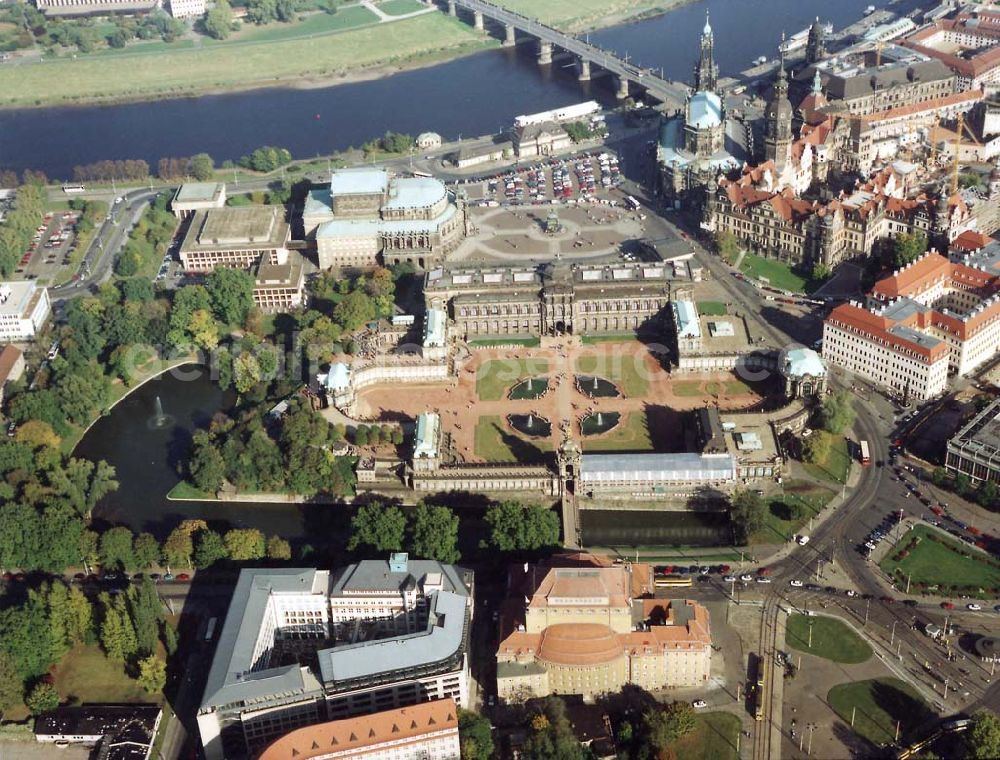 Aerial photograph Dresden - Dresdner Bank - Neubau am Zwinger in der Dresdner Altstadt