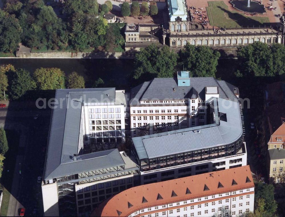 Dresden from the bird's eye view: Dresdner Bank - Neubau am Zwinger in der Dresdner Altstadt