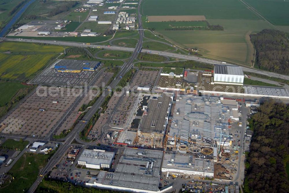 Aerial image Günthersdorf / Sachsen-Anhalt - Dritter Bauabschnitt von nova eventis in Leipzig an der A9 am Autobahnanschluß Leipzig-West. Hier entstehen rund 200 Fachgeschäfte auf ca. 76.000 Quadratmeter Fläche. Ein 170 MIO Euro Projekt der ECE Projektmanagement GmbH Hamburg.