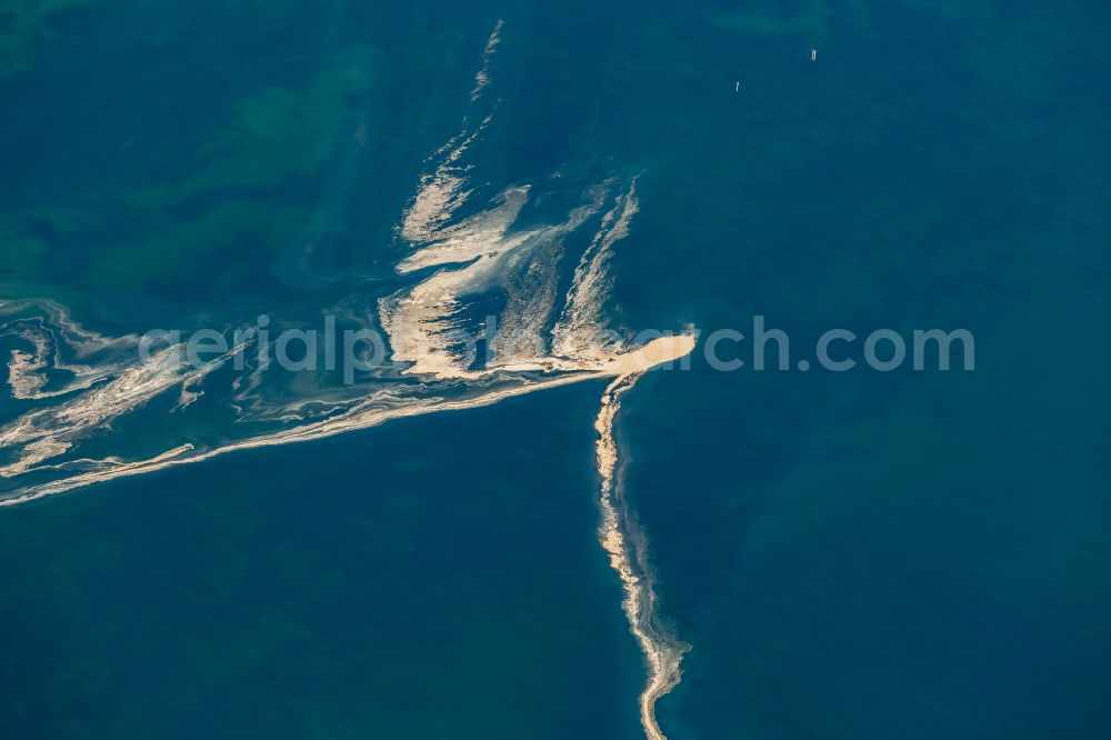 Fehmarn from above - Water surface discolored by pollen and pollen deposits off the south-east coast of the island of Fehmarn in Fehmarn in the state Schleswig-Holstein, Germany