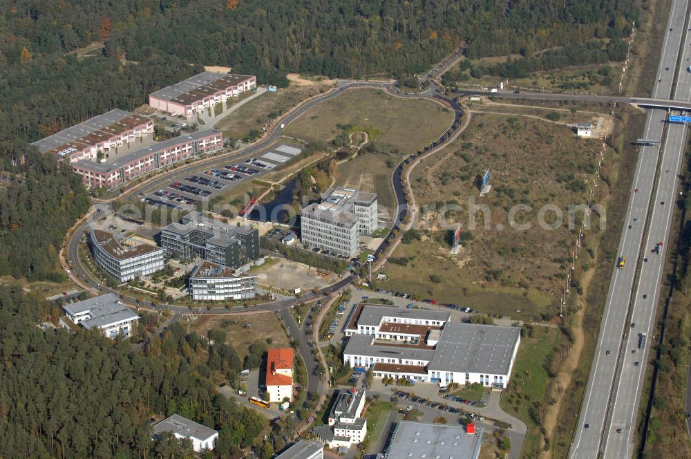 Aerial photograph Kleinmachnow - Blick auf eBay International AG - Zweigniederlassung Deutschland am Albert-Einstein-Ring 2-6, D-14532 Kleinmachnow im Europarc Dreilinden. eBay wurde 1995 gegründet und hat sich zum größten Online-Marktplatz für den Verkauf von Gütern und Dienstleistungen durch Privatpersonen und Unternehmen entwickelt. Kontakt für Presseanfragen: E-Mail presse@ebay.de - Tel.: 030-8019-5161 Telefax 030-8019-5252