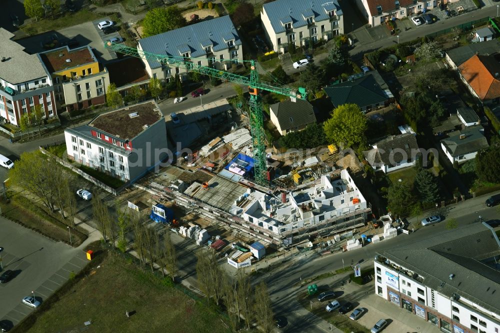 Berlin from the bird's eye view: Construction site for the new construction of a corner building and apartment building Jean-Calas-Weg - Triftstrasse in the French Buchholz district in Berlin, Germany