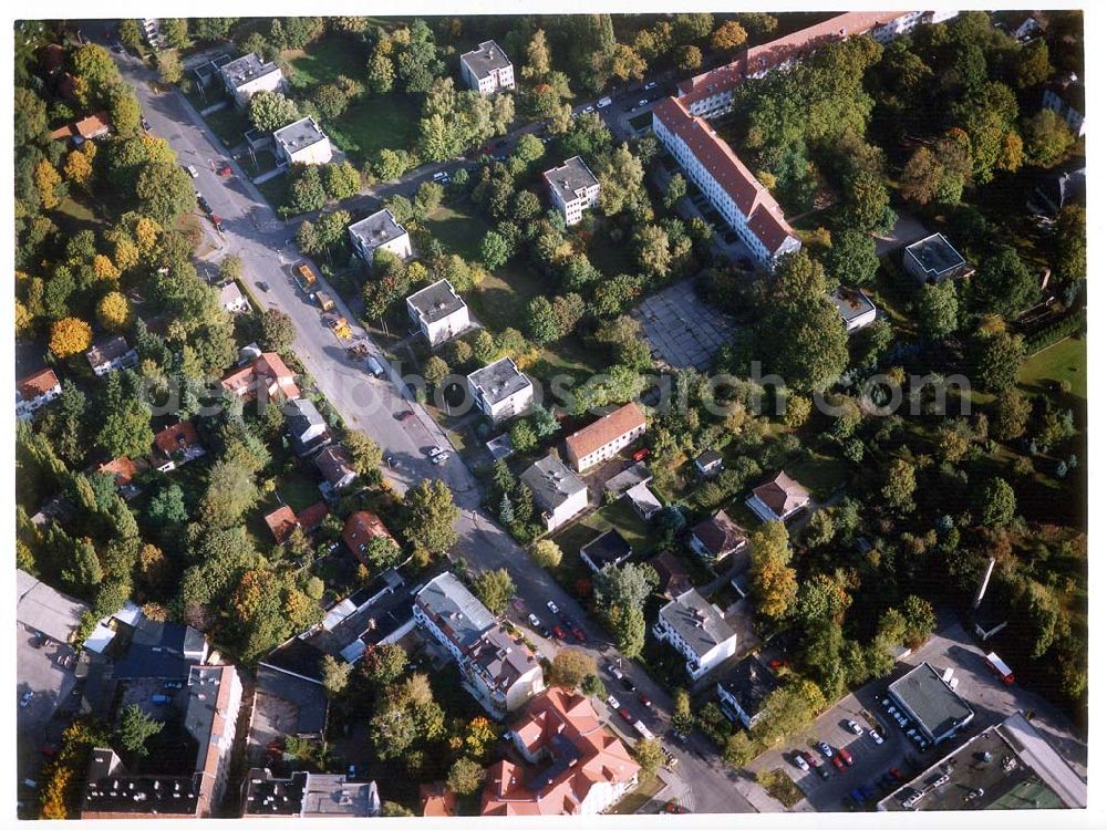 Aerial photograph Berlin - Pankow - Ehem. DDR-Botschaftsresidenzen an der Kuckhoffstraße in Berlin - Pankow.