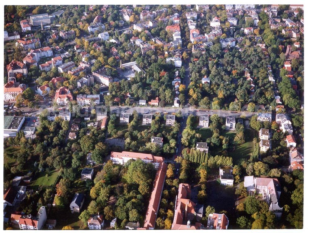 Aerial photograph Berlin - Pankow - Ehem. DDR-Botschaftsresidenzen an der Kuckhoffstraße in Berlin - Pankow.