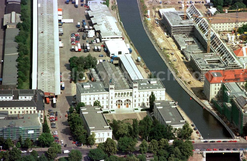 Aerial photograph Berlin - Wedding - ehem. Hamburger Bahnhof an der Invalidenstraße in Berlin-Wedding.