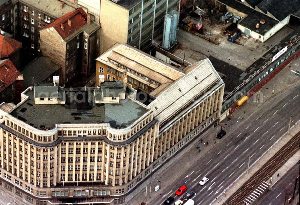 Aerial image Berlin - Ehemalieges Parteiarchiv der SED Berlin Mitte 02.1995