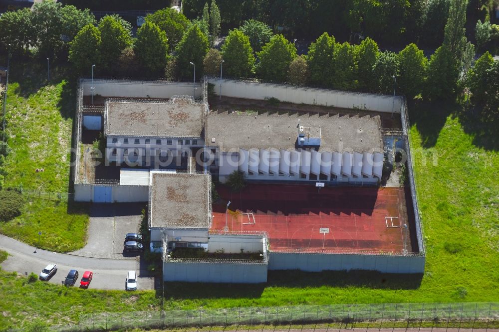 Friedberg (Hessen) from the bird's eye view: Former correctional prison facility in Friedberg (Hessen) in the state Hesse, Germany