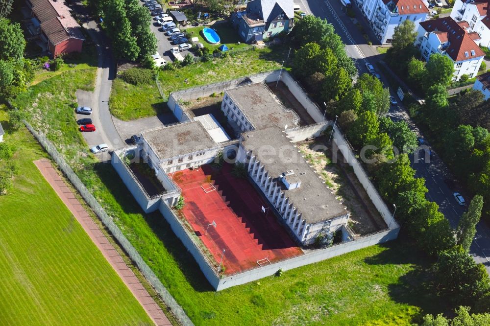 Aerial photograph Friedberg (Hessen) - Former correctional prison facility in Friedberg (Hessen) in the state Hesse, Germany