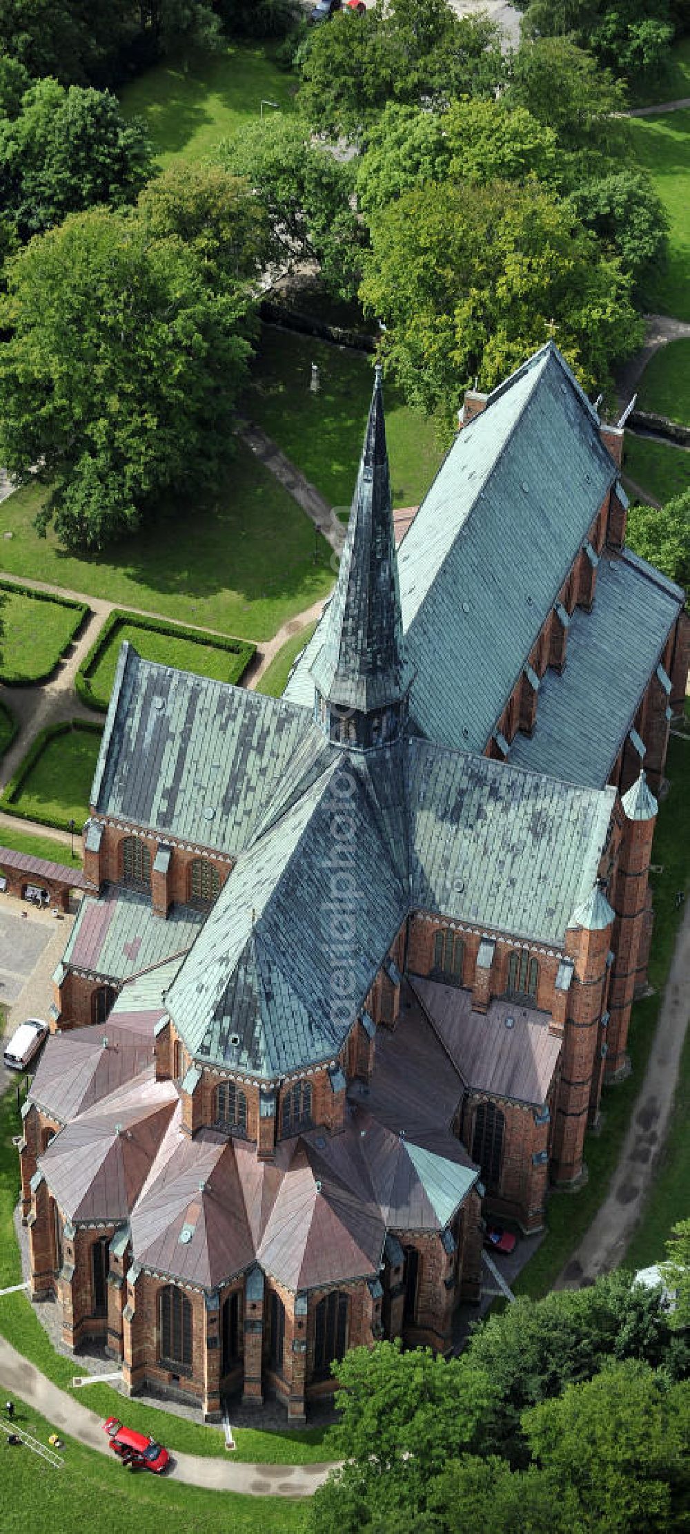 Bad Doberan from above - Blick auf die Klosterkirche in Bad Doberan, sie zählt zu den schönsten Backsteinkirchen in Norddeutschland. View of the monastery church in Bad Doberan, it is one of the most beautiful brick churches in northern Germany.