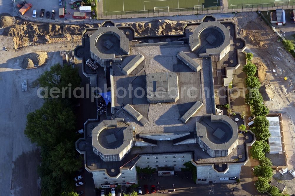 Hamburg from the bird's eye view: Former flak bunker - defense in Hamburg