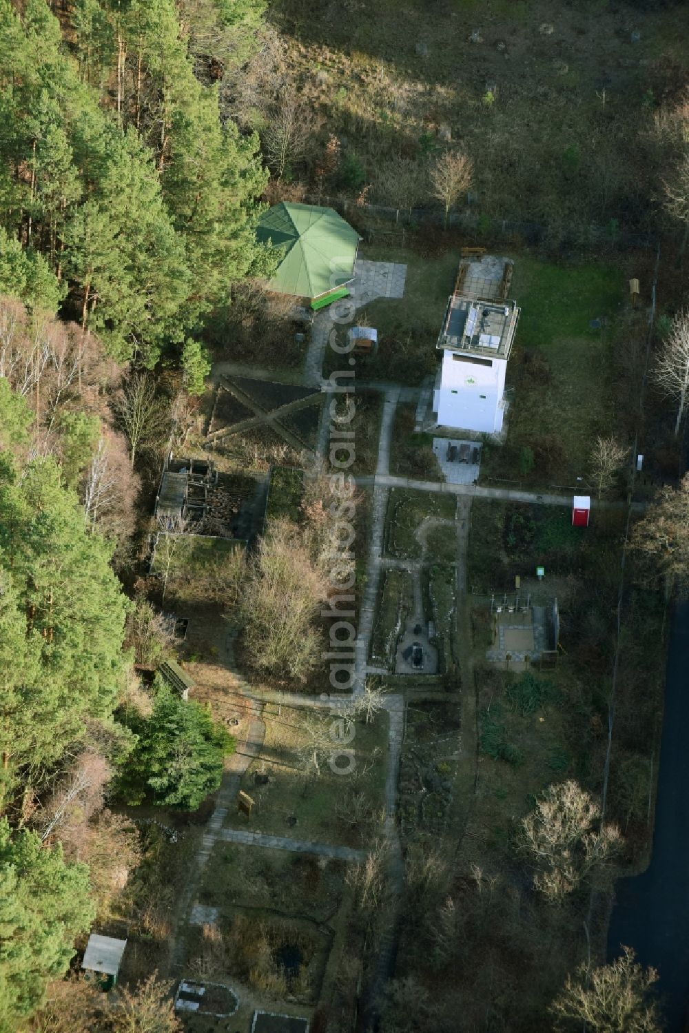 Hohen Neuendorf from the bird's eye view: Structure of the observation tower im Camp der Deutsche Waldjugend an der Glienicker Strasse in Hohen Neuendorf in the state Brandenburg