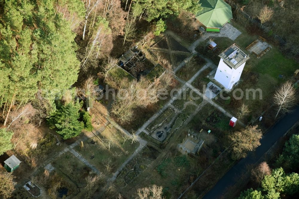 Aerial photograph Hohen Neuendorf - Structure of the observation tower im Camp der Deutsche Waldjugend an der Glienicker Strasse in Hohen Neuendorf in the state Brandenburg