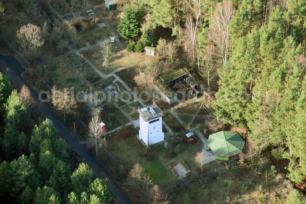 Hohen Neuendorf from the bird's eye view: Structure of the observation tower im Camp der Deutsche Waldjugend an der Glienicker Strasse in Hohen Neuendorf in the state Brandenburg