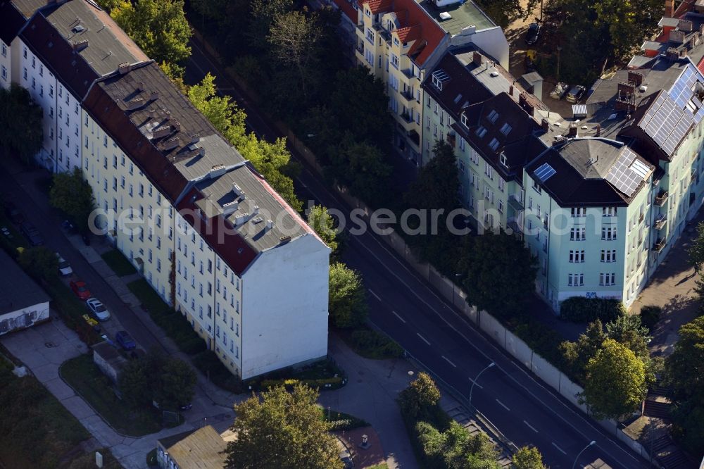 Aerial photograph Berlin - View of the former location of the gable wall tableau Nicaraguan Village - Monimbo 1978 at Monimbo Platz in Berlin - Lichtenberg. The artwork by artist Manuel Garcia Moia at Skandinavische Strasse was one of the largest of its kind and a landmark of the district. In the summer of 2013 the mural had to be removed from the facade for savety reasons because passersby and cars were hit by crumbling plaster falling down