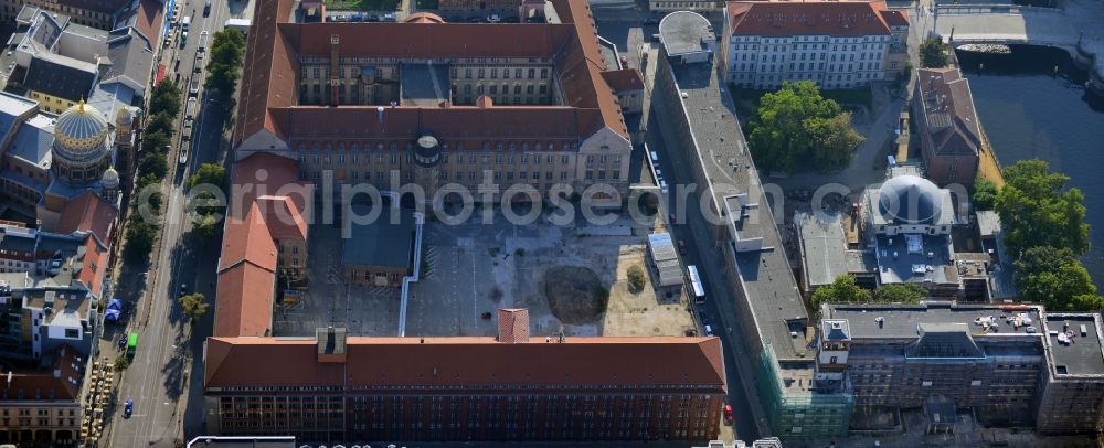 Aerial photograph Berlin - View of the Oranienburger Straße in Berlin Mitte with the former central telegraph office