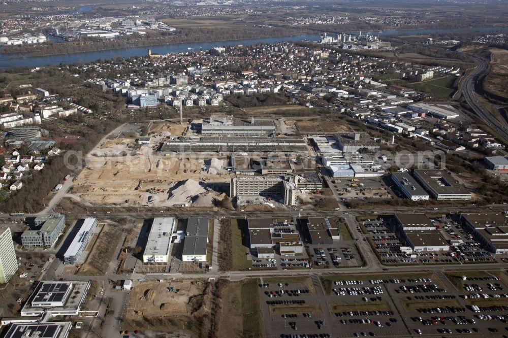 Aerial photograph Mainz - Development area of the former IBM site in the area of the Heilig Kreuz Weg in Mainz Weisenau in Rhineland-Palatinate