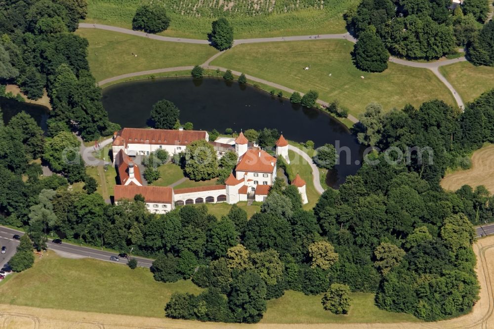 Aerial image München - The former hunting chateau Blutenburg at the Pippinger Strasse in Munich-Obermenzing in the state Bavaria