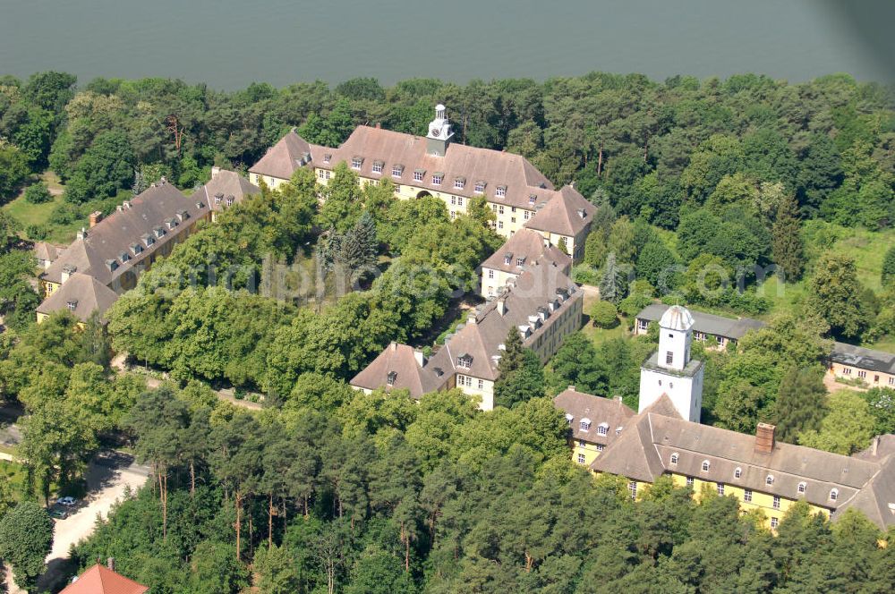 Templin from above - Blick auf das ehemalige leer stehende Joachimsthalsche Gymnasium, an der Prenzlauer Allee am Ufer des Templiner See BB. View onto the erstwhile secondary / grammar school on the waterside of a Lake.