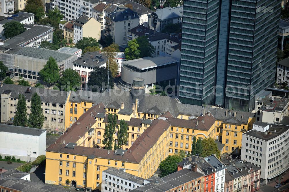 Frankfurt am Main from above - The currently vacant former police station on the street Friedrich-Ebert-Anlage in Frankfurt at the Main, Hesse