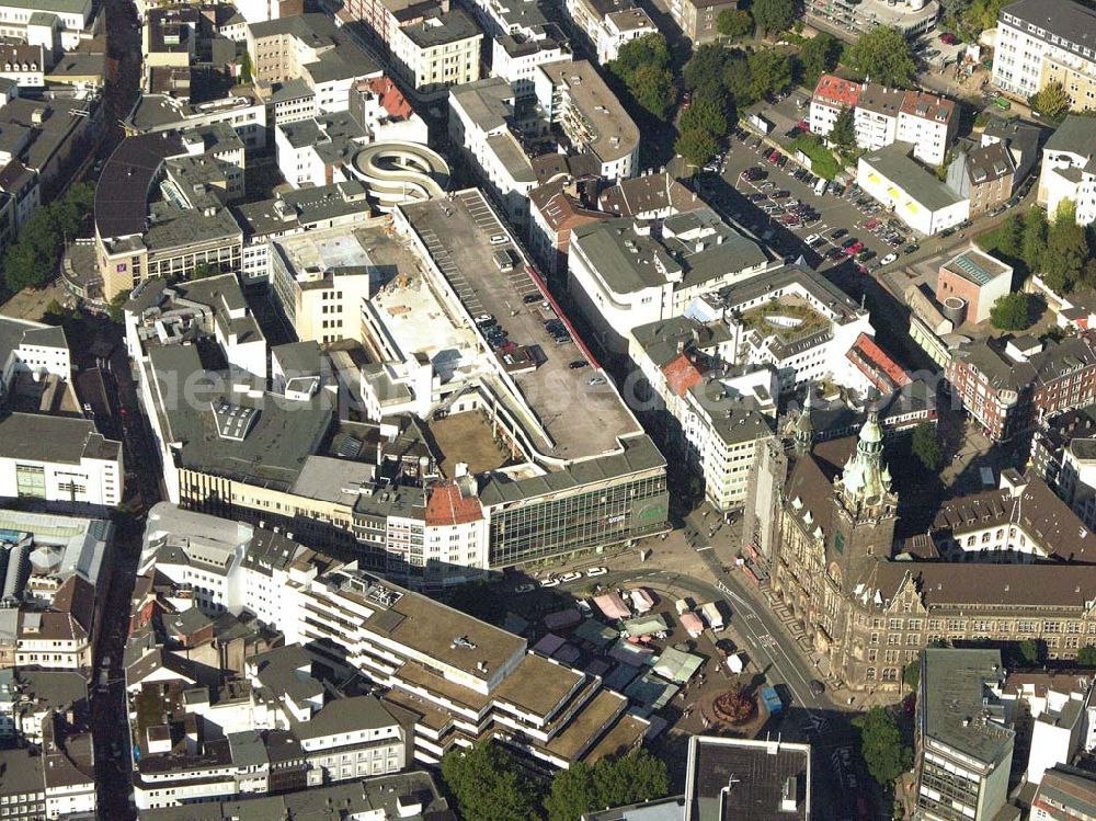 Wuppertal from the bird's eye view: , Stadtansicht Wuppertal mit dem ehemaligen Rathaus Elberfeld (Verwaltungshaus am Neumarkt). Verwaltungshaus Elberfeld, Neumarkt 10, 42103 Wuppertal-Elberfeld