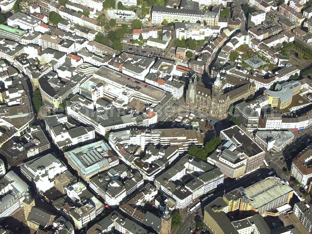 Aerial image Wuppertal - , Stadtansicht Wuppertal mit dem ehemaligen Rathaus Elberfeld (Verwaltungshaus am Neumarkt). Verwaltungshaus Elberfeld, Neumarkt 10, 42103 Wuppertal-Elberfeld