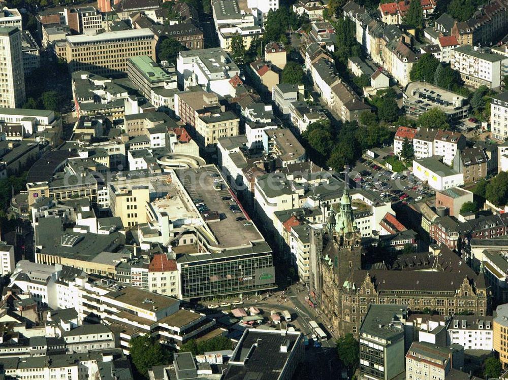 Aerial image Wuppertal - , Stadtansicht Wuppertal mit dem ehemaligen Rathaus Elberfeld (Verwaltungshaus am Neumarkt). Verwaltungshaus Elberfeld, Neumarkt 10, 42103 Wuppertal-Elberfeld