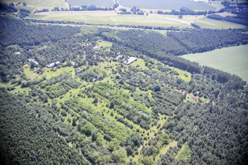 Aerial photograph Detershagen - Blick auf ein ehemaliges Tanklager der NVA Nationale Volksarmee der DDR südlich des Elbe-Havel-Kanals bei Detershagen in Sachsen-Anhalt. View of a former tank farm of the NVA in the GDR National People's Army south of the Elbe-Havel canal to Deter Hagen in Saxony-Anhalt.