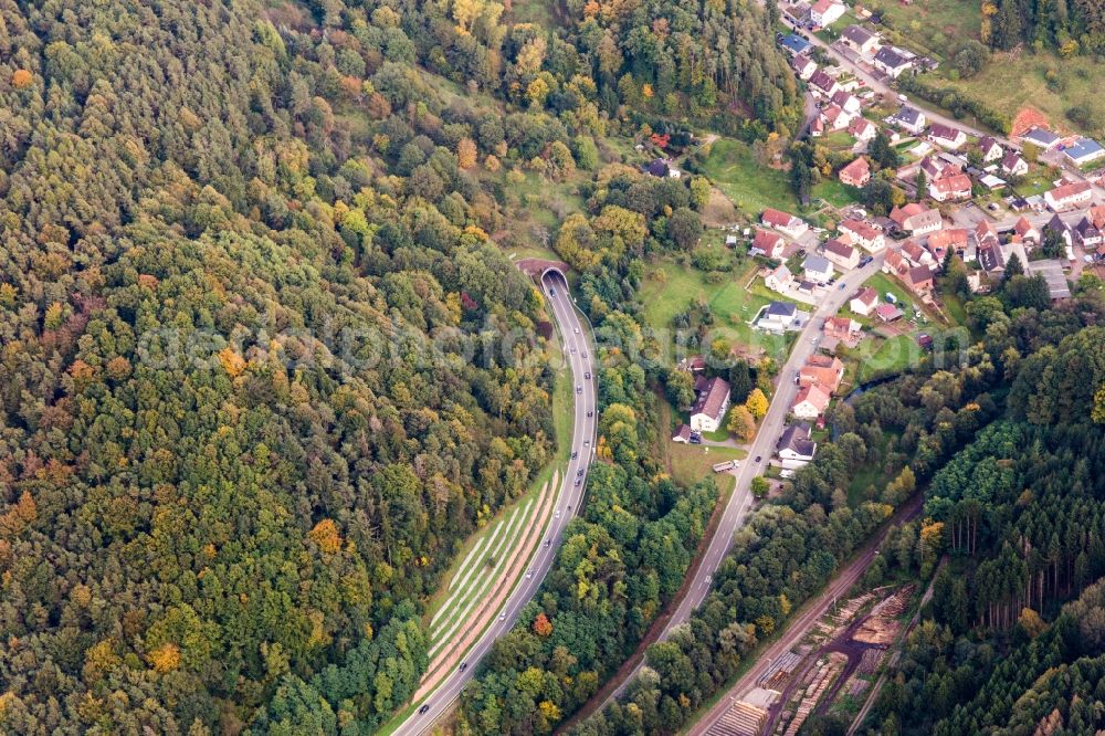 Rinnthal from the bird's eye view: Entry and exit area of Tunnel of the B48 in Rinnthal in the state Rhineland-Palatinate, Germany