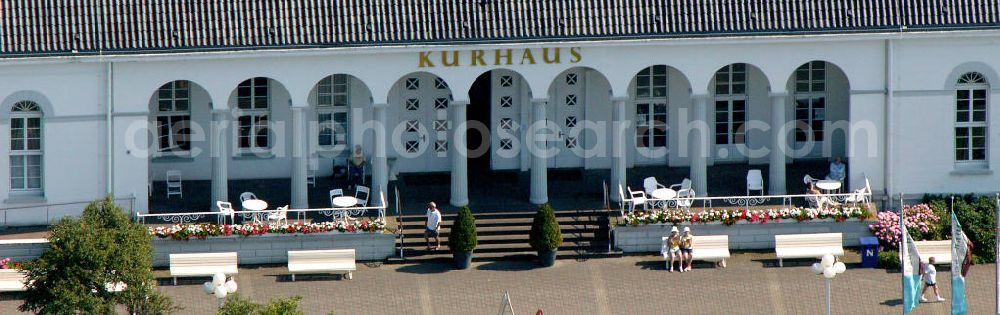 Norderney from above - Blick auf ein Kurhaus auf der Insel Norderney. Norderney ist von Westen gesehen die dritte der sieben zu Niedersachsen gehörenden ostfriesischen Inseln, die in der Nordsee dem Festland vorgelagert sind. Im Süden der Insel erstreckt sich das Wattenmeer. View of the city of Norderney on the same-named island. Norderney is seen from the west, the third of seven East Frisian Islands belonging to Lower Saxony, which are upstream in the North Sea to the mainland. In the south of the island extends the Wadden Sea.