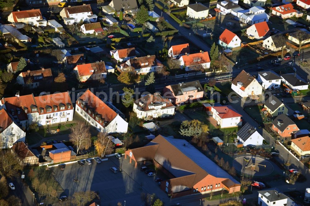 Aerial image Berlin - Single and multi-family residential - residential area in the district of Berlin Wartenberg Hohenschonhausen