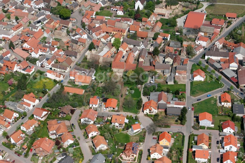 Aerial photograph Weinolsheim - Single and multi-family homes on the Gaustrasse in Weinolsheim in the state of Rhineland-Palatinate