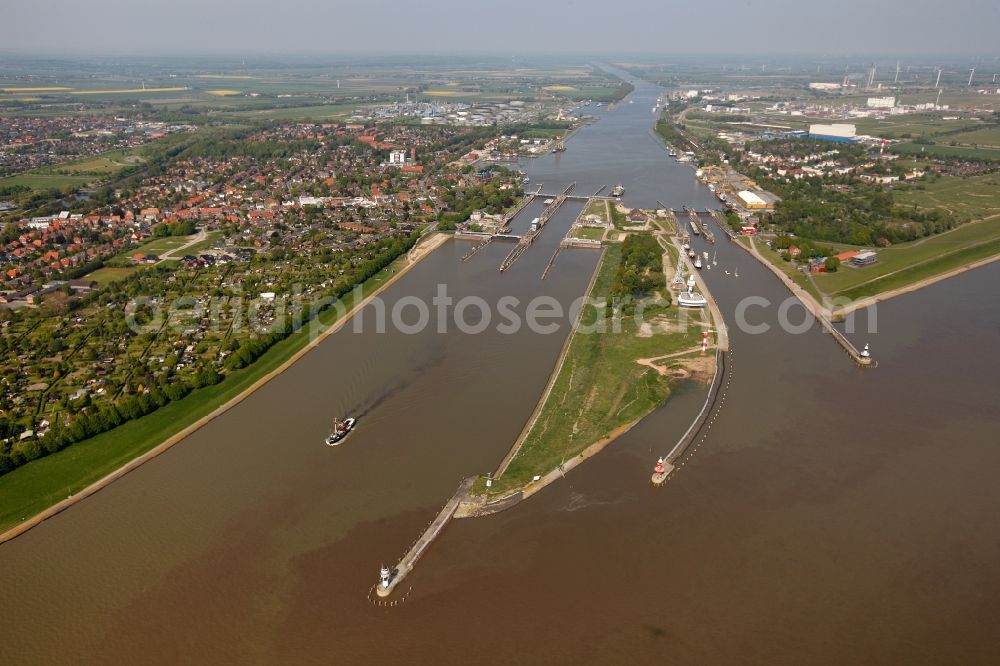 Aerial photograph Brunsbüttel - View of the entry of the Kiel Canal in Brunsbuettel in the state Schleswig-Holstein