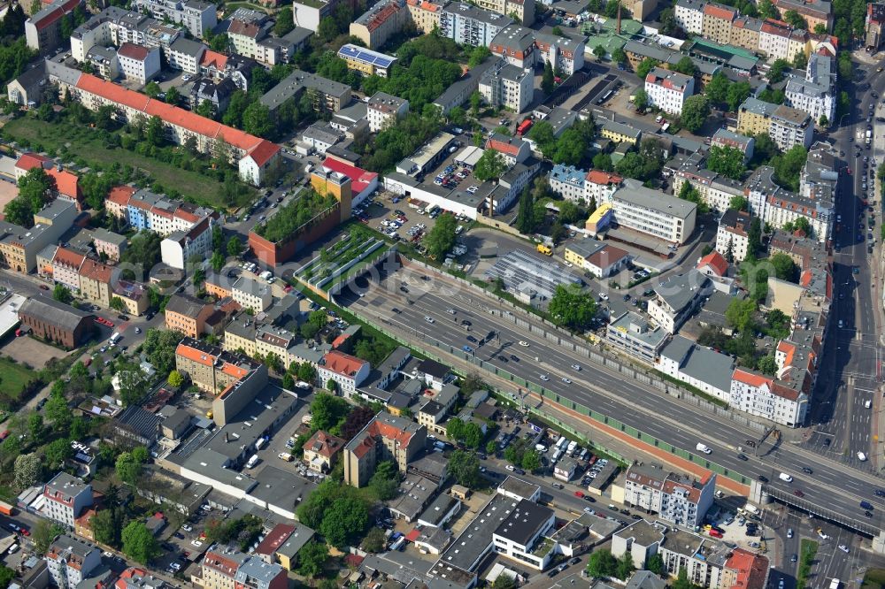 Aerial image Berlin Neukölln - Entrance to the tunnel of the highway - A100 city motorway / E36 to Buschkrugallee in Berlin Neukoelln