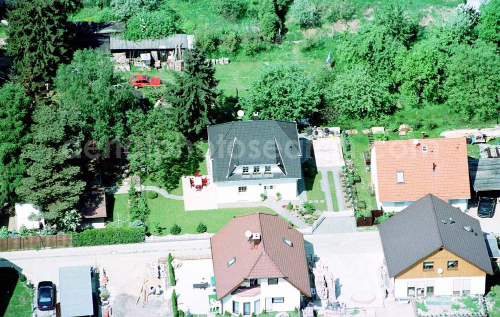 Mahlow / Brandenburg from the bird's eye view: Einfamilienhaus der Fam. Wartig in Mahlow / Brandenburg