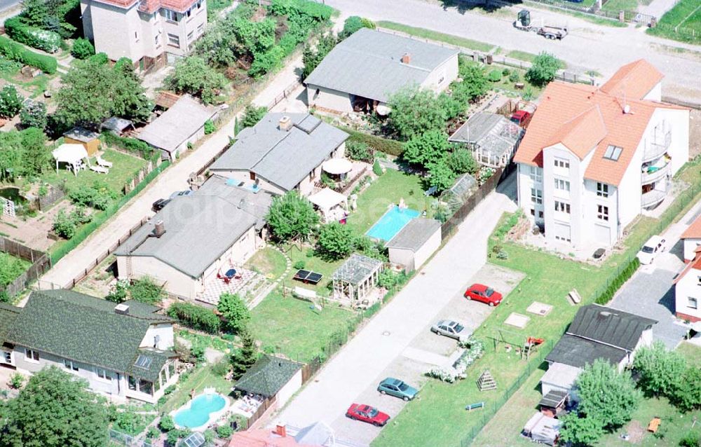 Aerial photograph Mahlow / Brandenburg - Einfamilienhaus der Fam. Wartig in Mahlow / Brandenburg